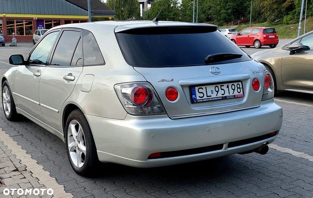 Lexus IS 200 SC Classic - 7