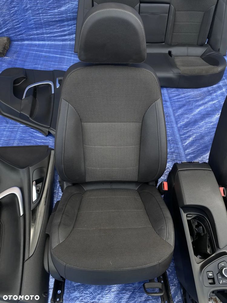 FOTEL FOTELE KANAPA BOCZKI PODŁOKIETNIK TUNEL WNĘTRZE KOMPLET PÓŁ SKÓRY OPEL INSIGNIA A SEDAN HATCHBACK KOMBI 2009-  EUROPA - 4