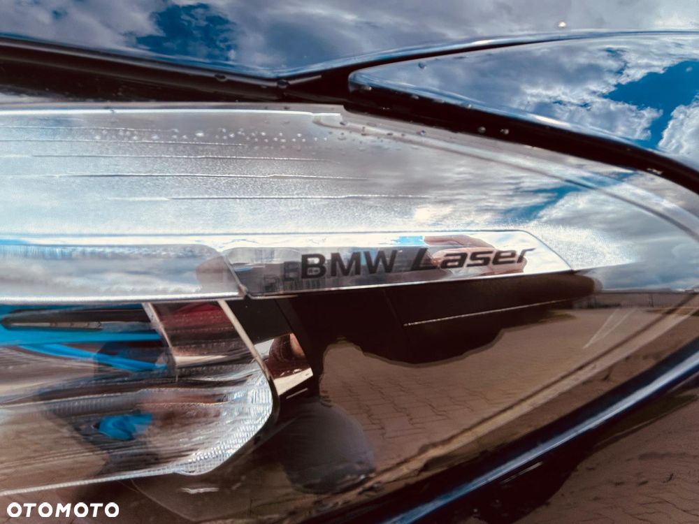 BMW Seria 7 730d xDrive mHEV - 27