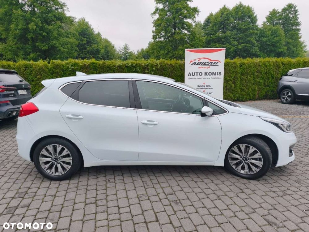 Kia Ceed - 5