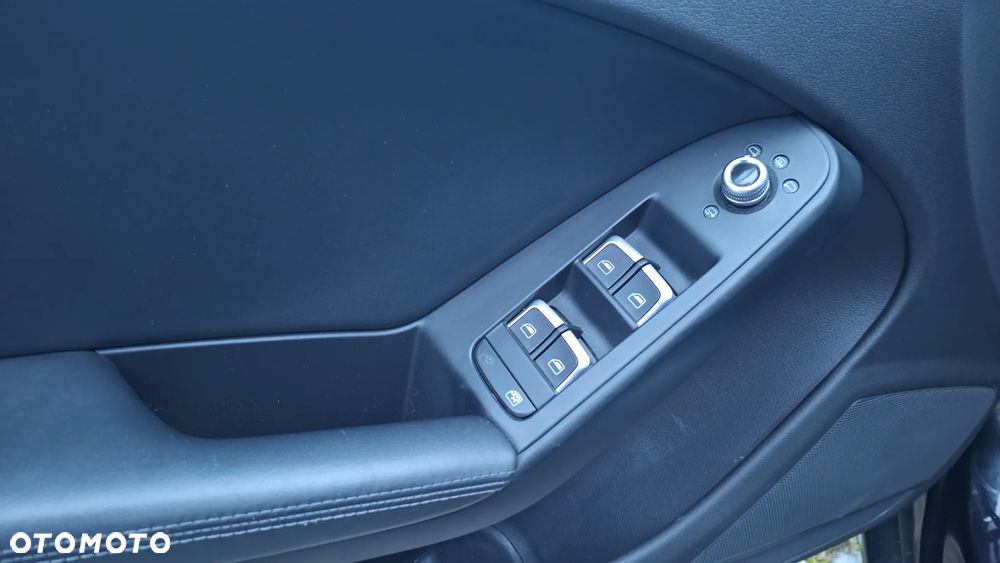 Audi A4 Avant 2.0 TDI DPF quattro S tronic S line Sportpaket - 28