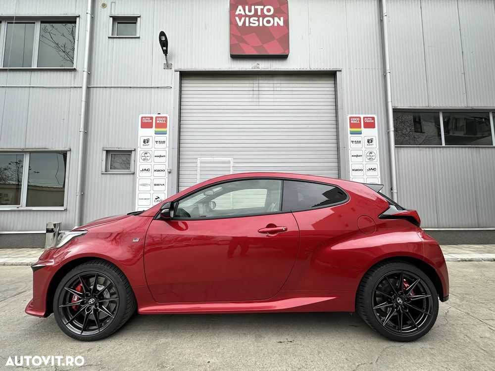 Toyota Yaris GR mit High-Performance-Paket - 8