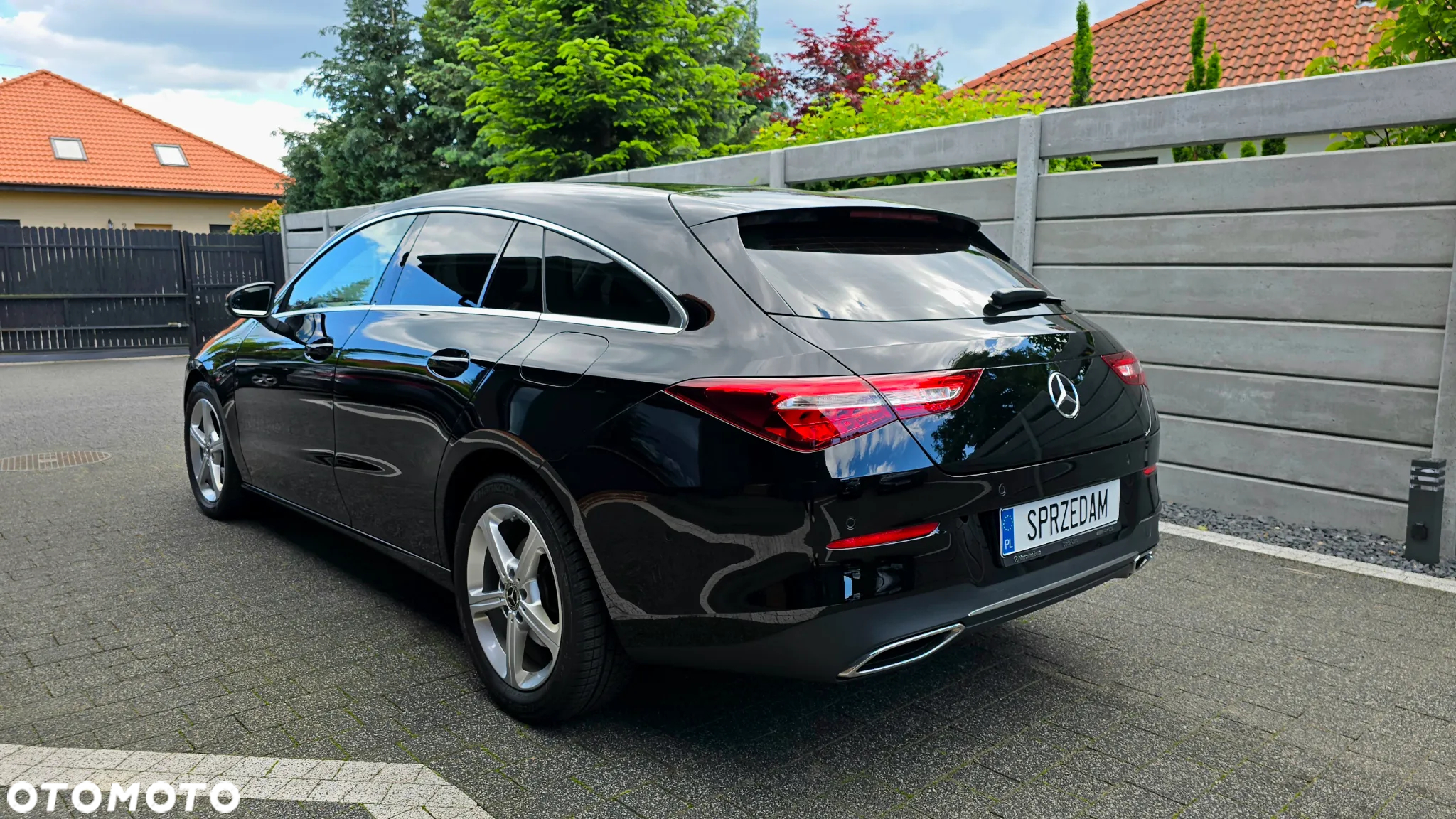 Mercedes-Benz CLA 180 d Shooting Brake 8G-DCT - 5