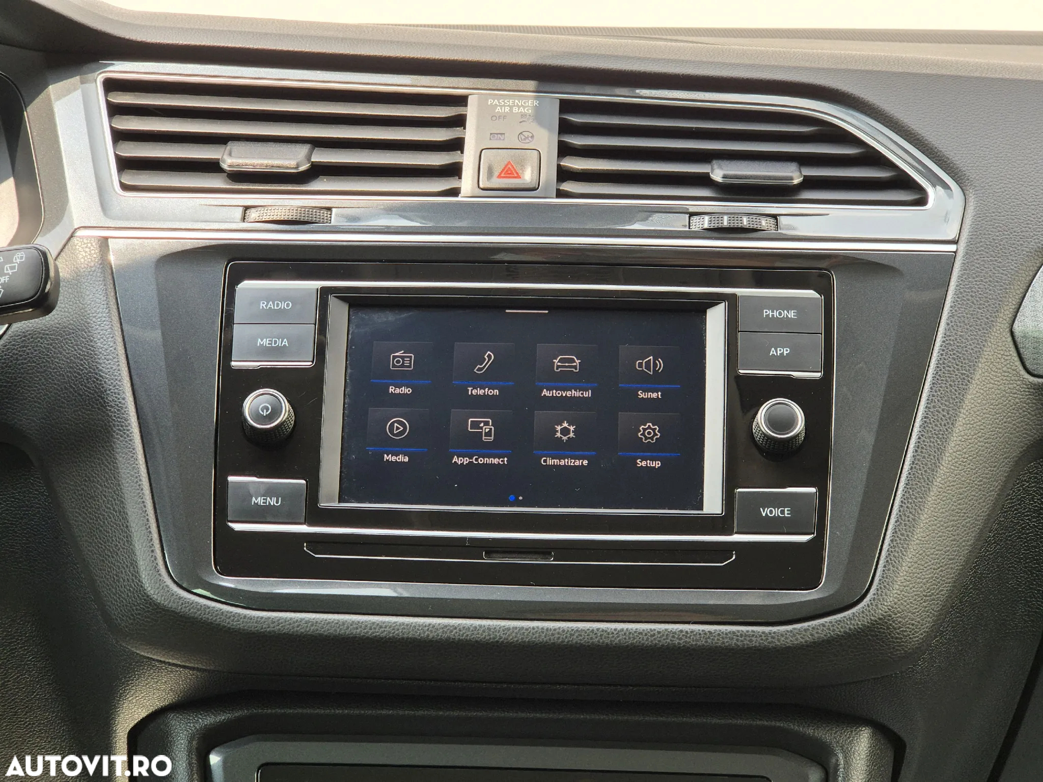 Volkswagen Tiguan - 23