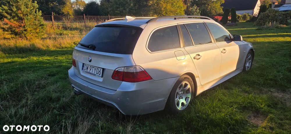 BMW 5 Series 2008 photo 2