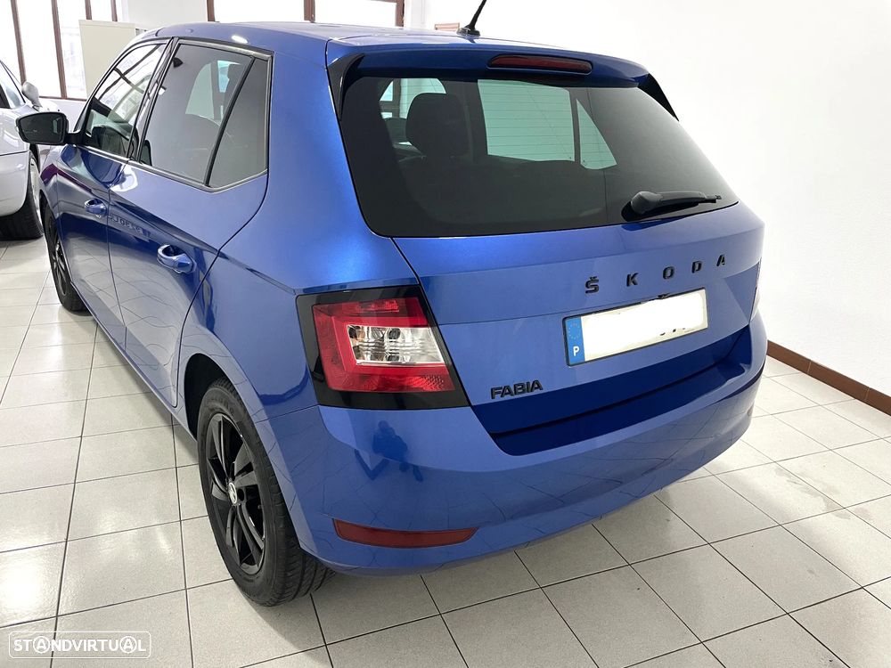 Skoda Fabia 1.0 TSI Essence - 13