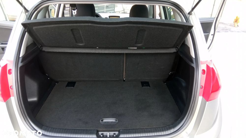 Kia Venga 1.4 L - 22