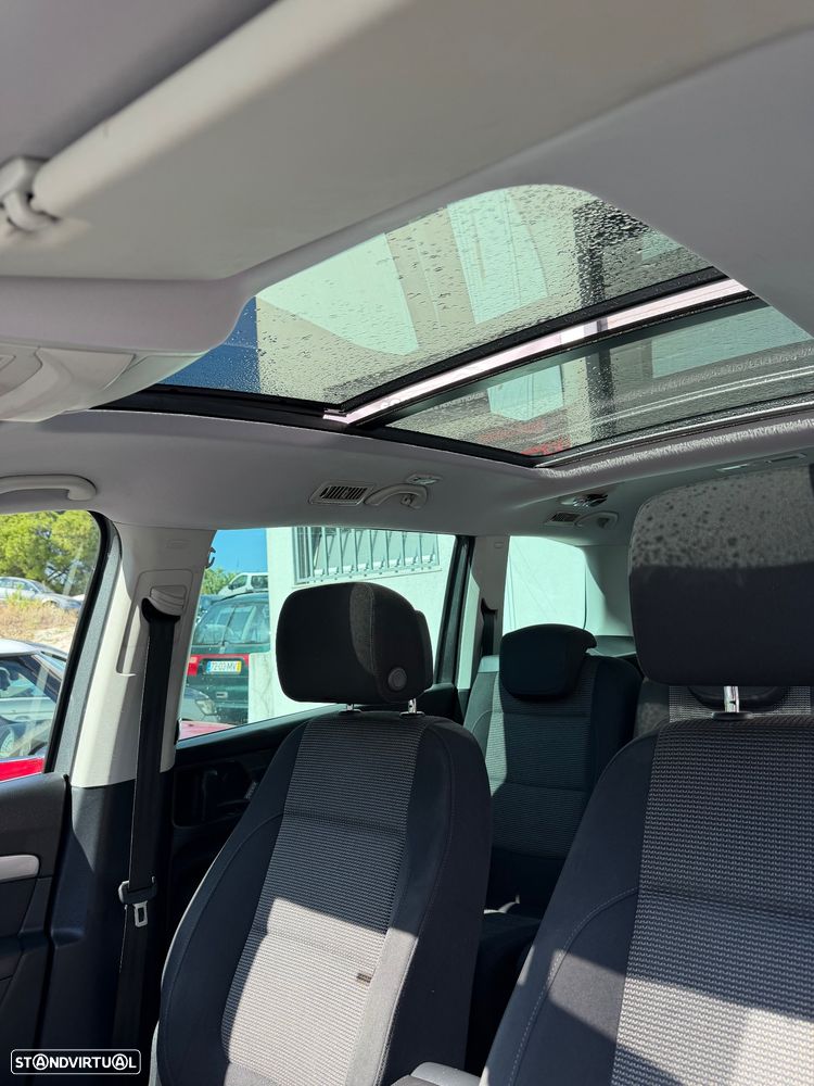 VW Sharan 2.0 TDI Highline - 13