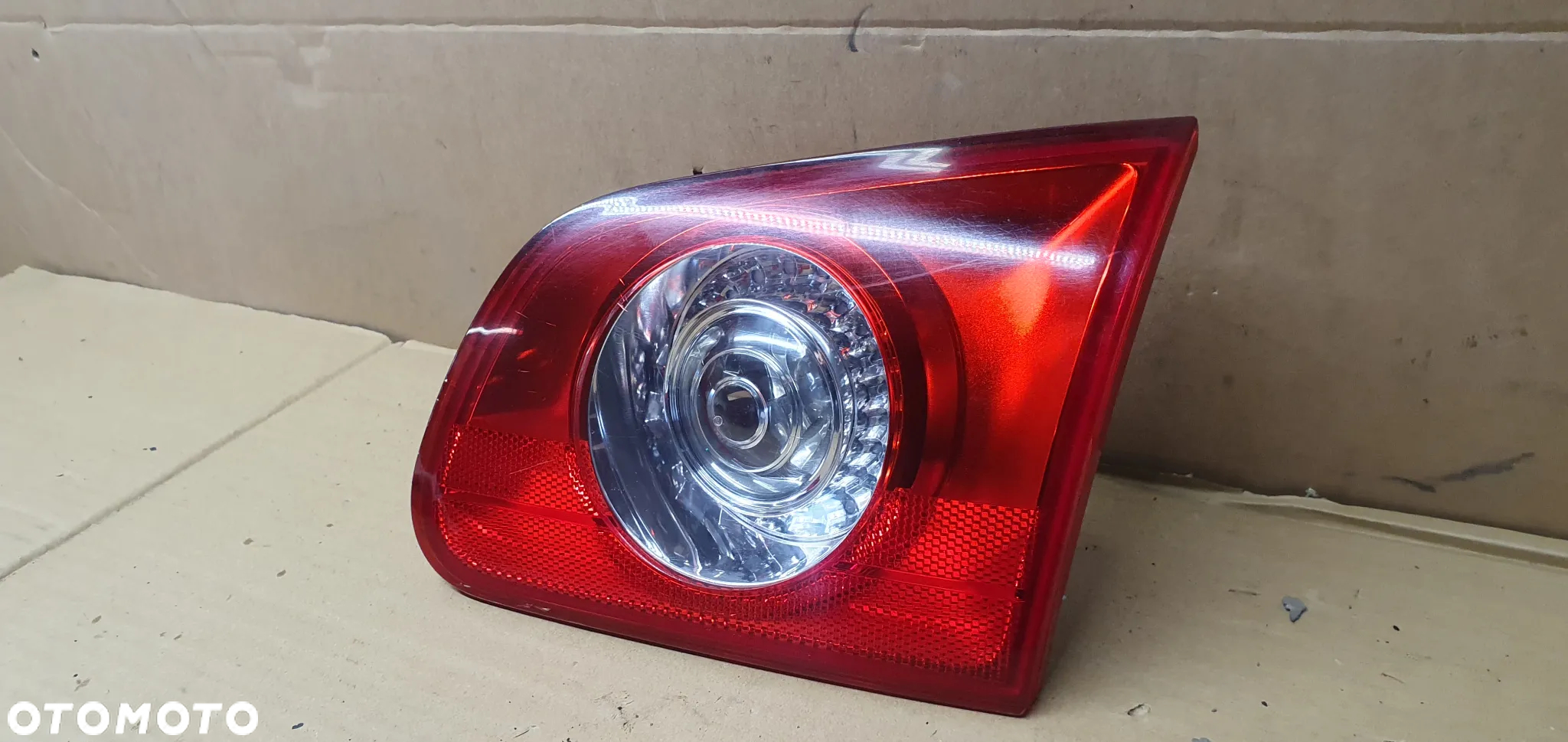 Lampa prawy tył tylna prawy w klapę VW Passat B6 Kombi 3C9945094 - 4