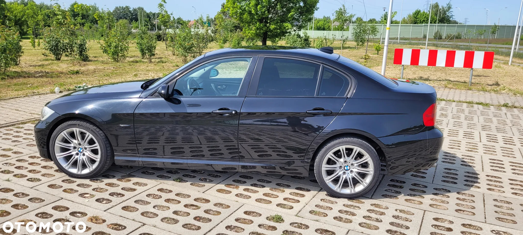 BMW Seria 3 320d - 8