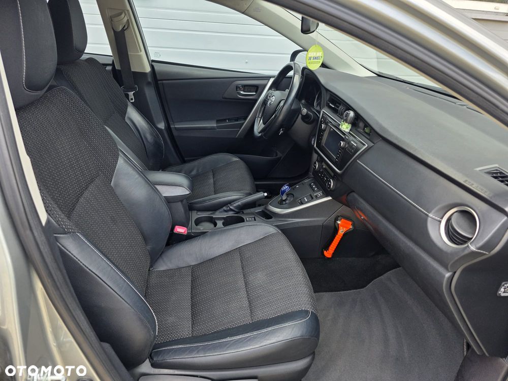 Toyota Auris 1.8 HSD Luna - 20