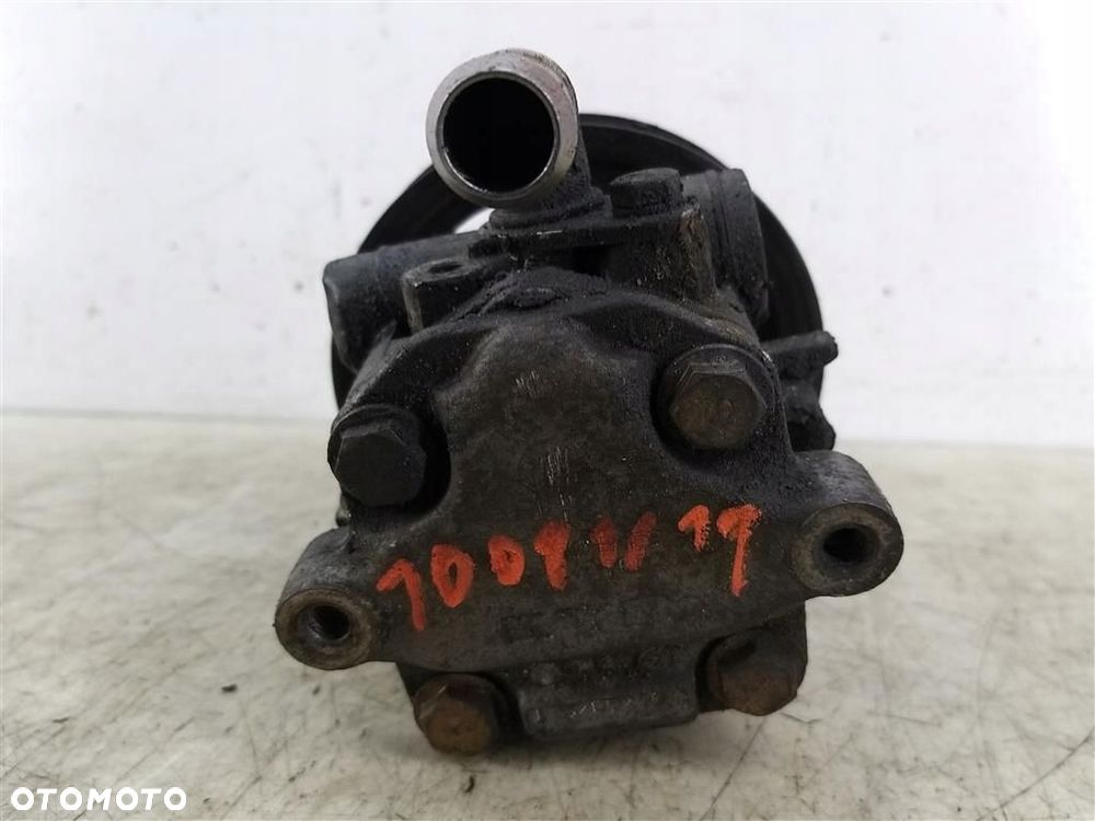 Pompa wspomagania VW GOLF IV 1.6B 100KM 1997R-2003R KYB - 3