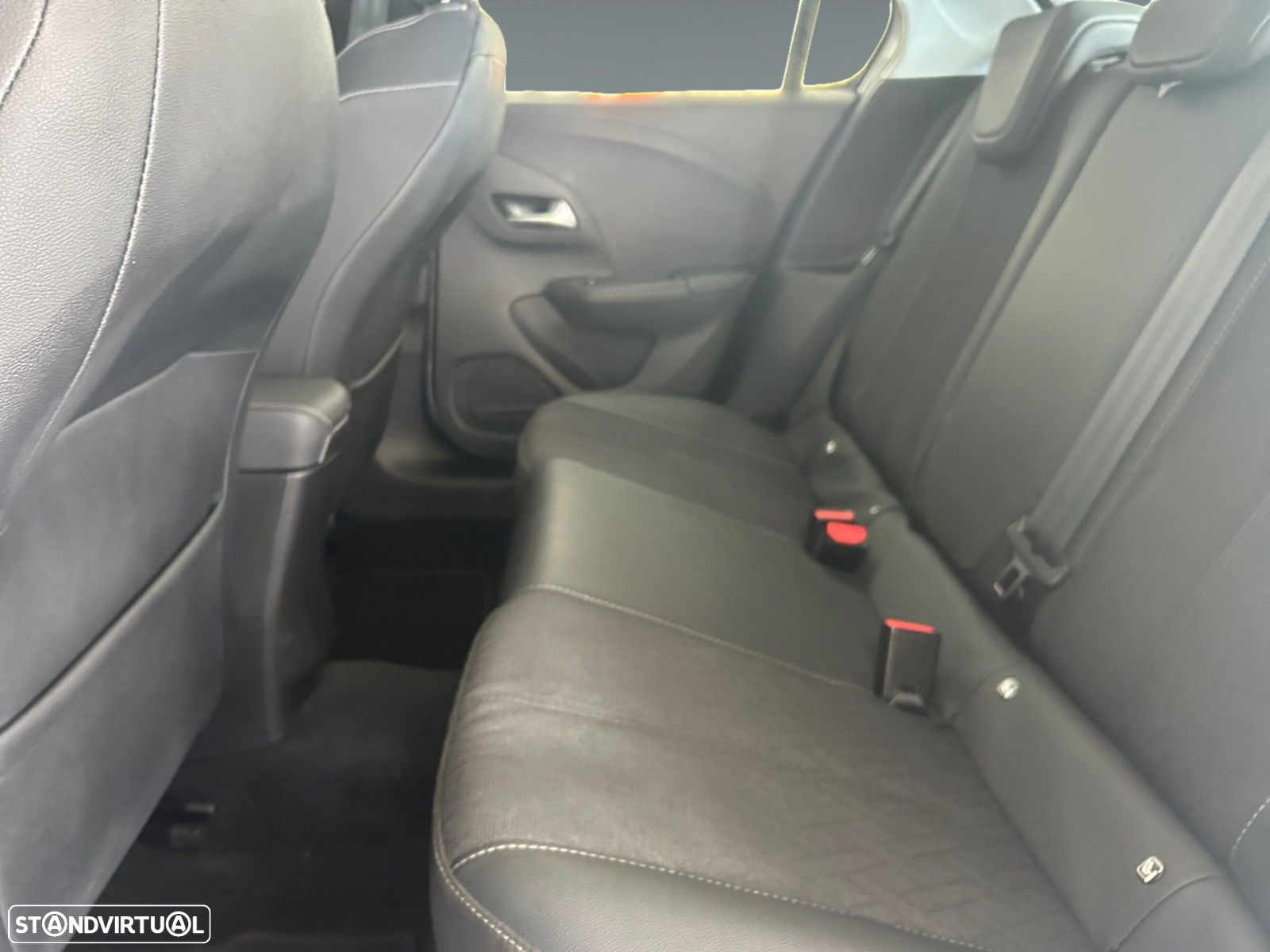 Opel Corsa 1.2 T Elegance - 15