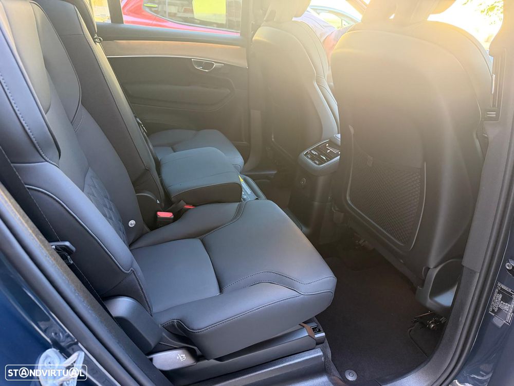 Volvo XC 90 2.0 T8 PHEV Plus Dark AWD - 28