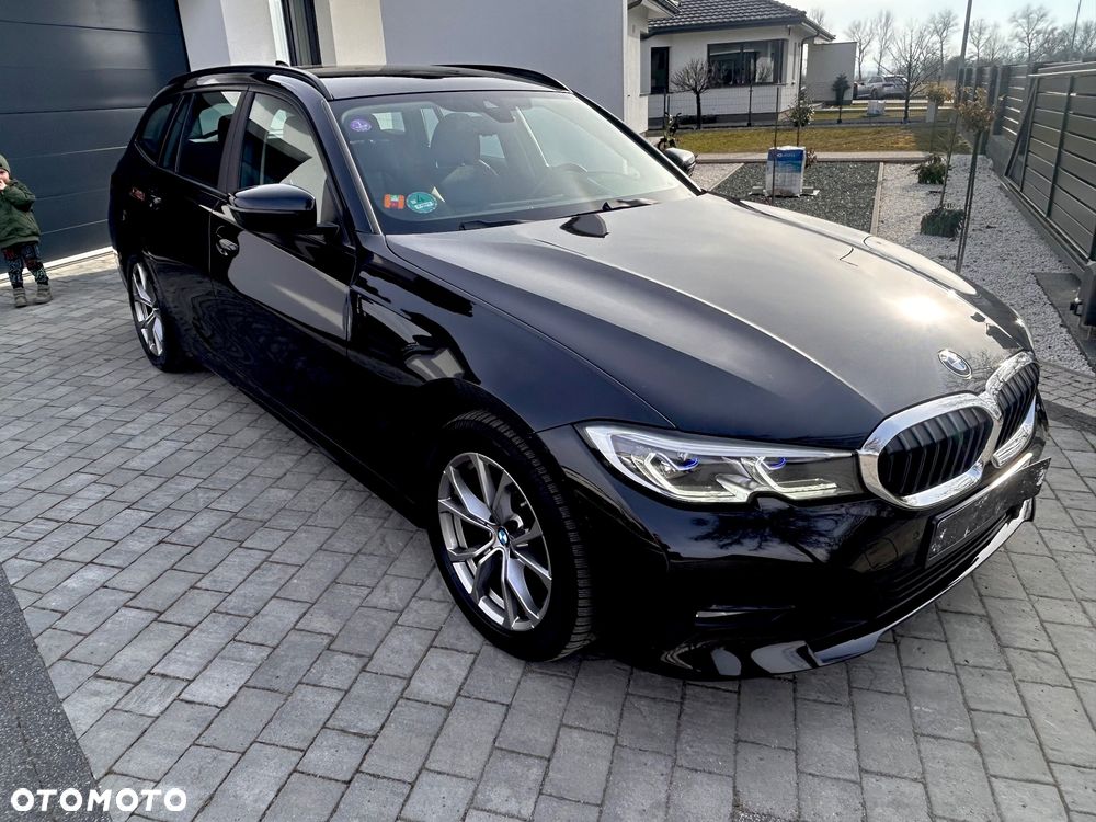 BMW Seria 3 320i Sport Line - 9