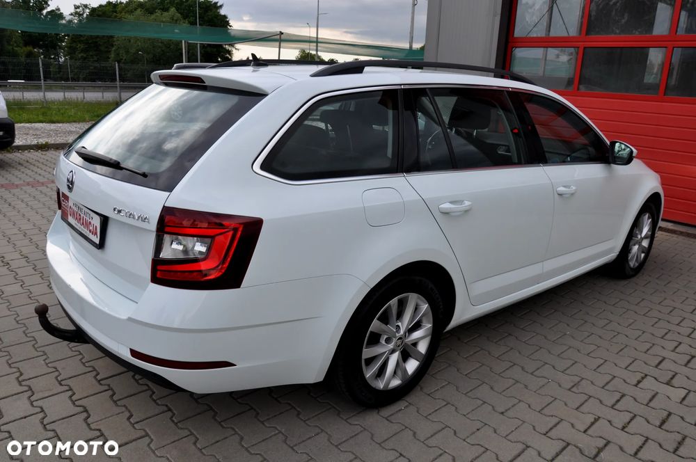 Skoda Octavia 2.0 TDI Edition DSG - 15