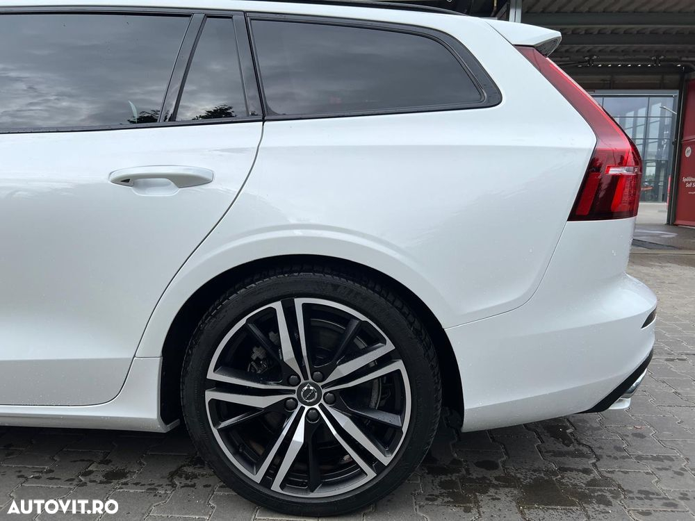 Volvo V60 T6 AWD Twin Engine Geartronic R-Design - 9