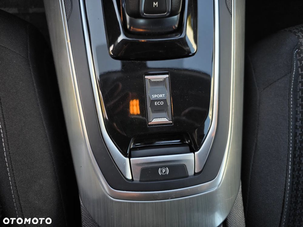 Peugeot 308 BlueHDi 130 EAT6 Stop & Start Allure - 24