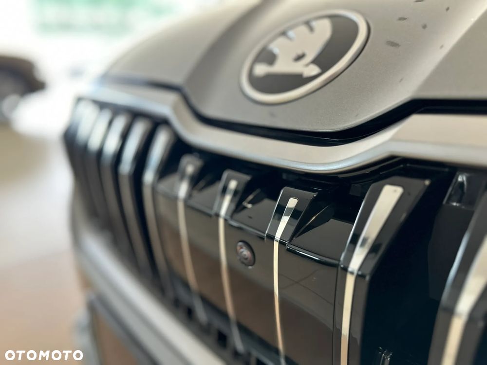 Skoda Superb 2.0 TSI 4x4 L&K DSG - 6