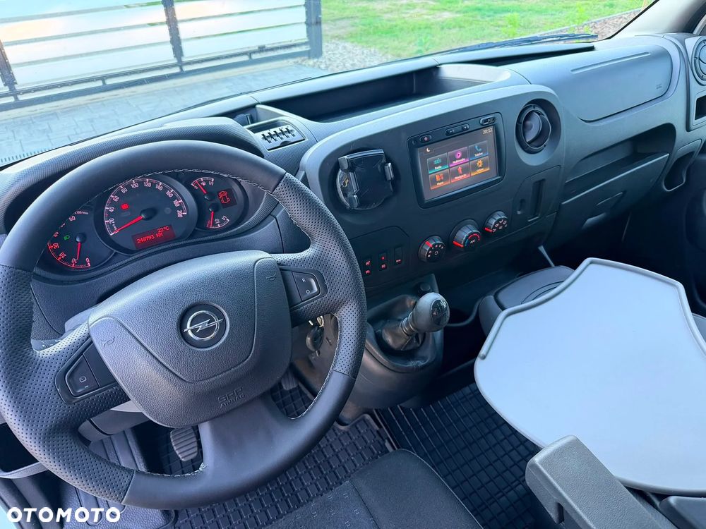 Opel Movano - 24