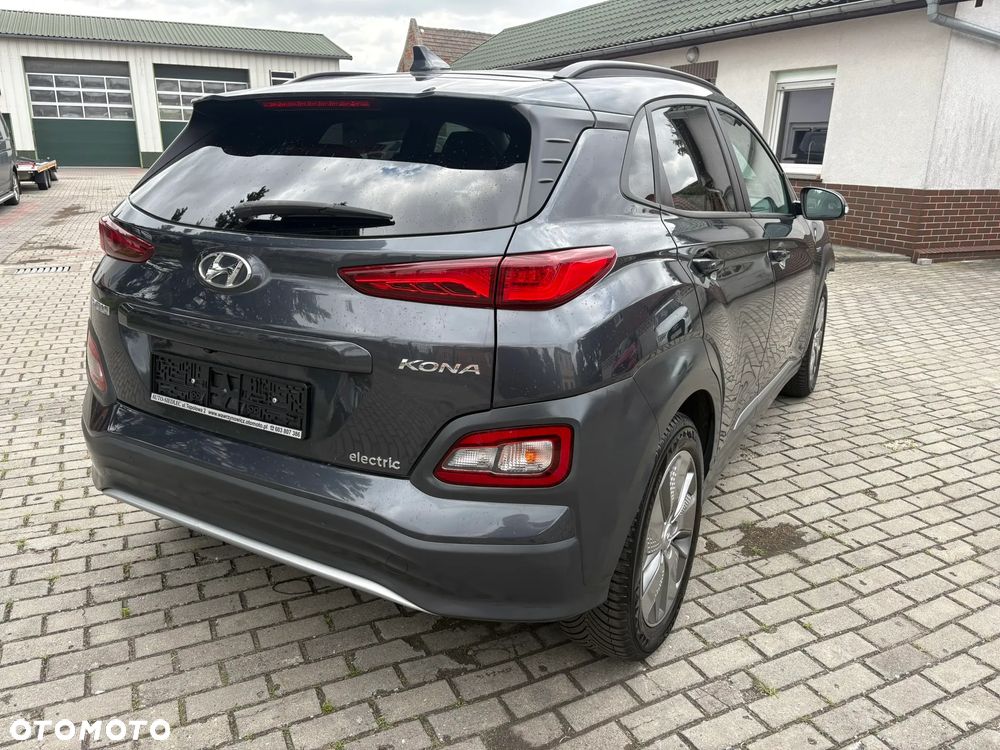 Hyundai Kona - 6
