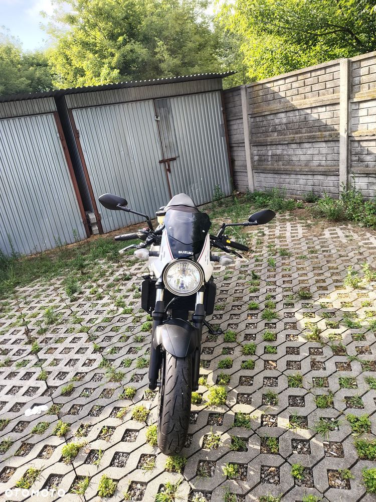 Suzuki SV - 7