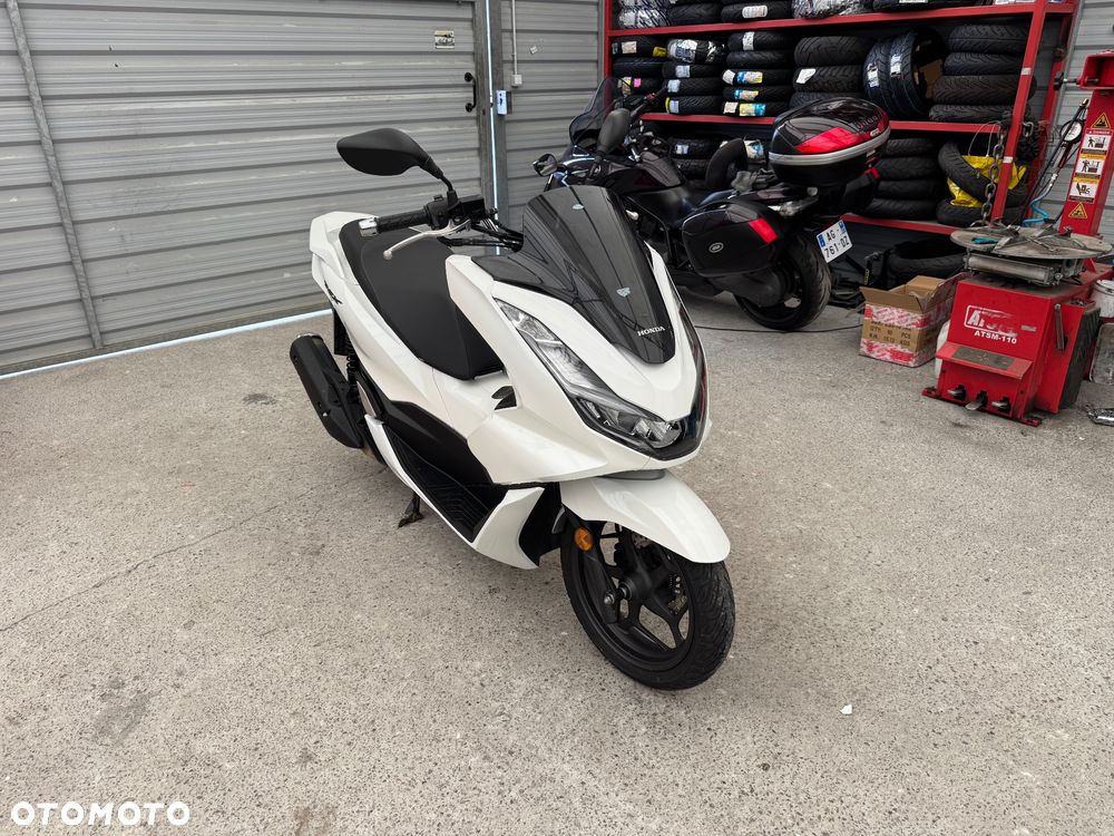 Honda PCX - 1