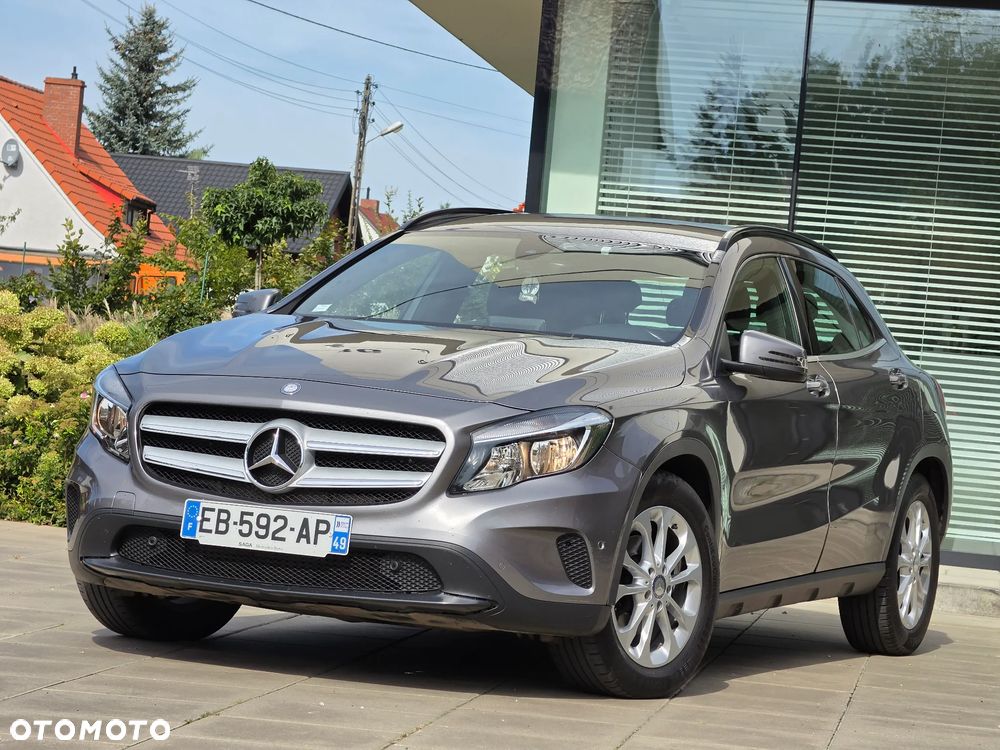Mercedes-Benz GLA 200 d Activity Edition - 21