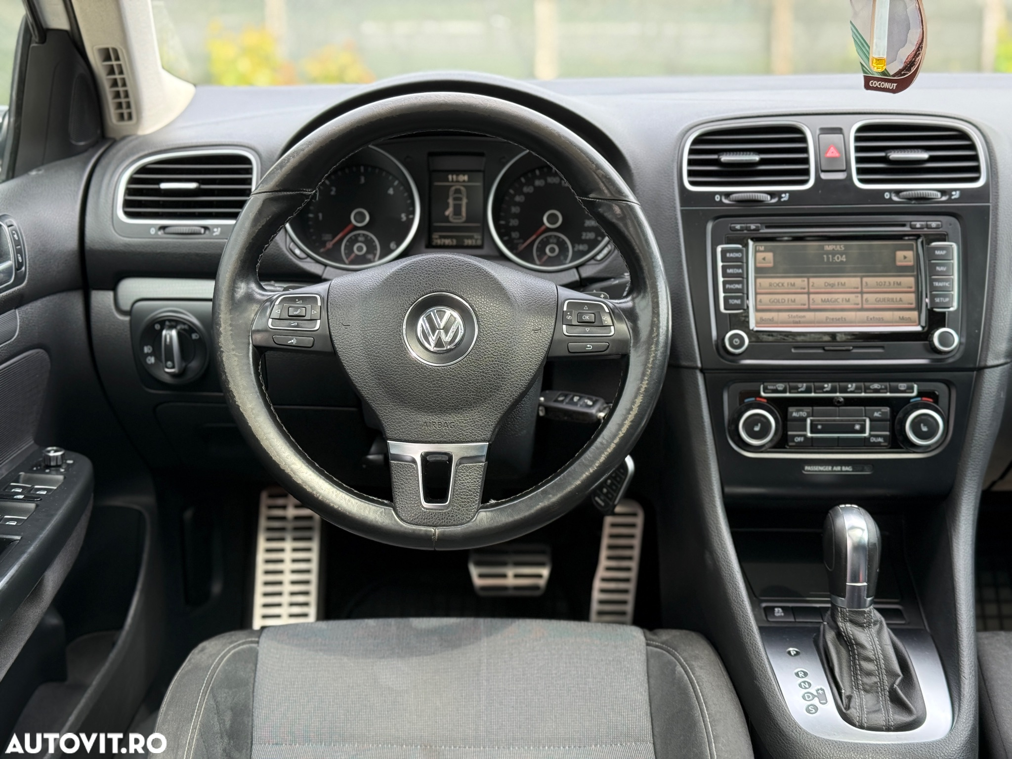 Volkswagen Golf 2.0 TDI Highline DSG - 25