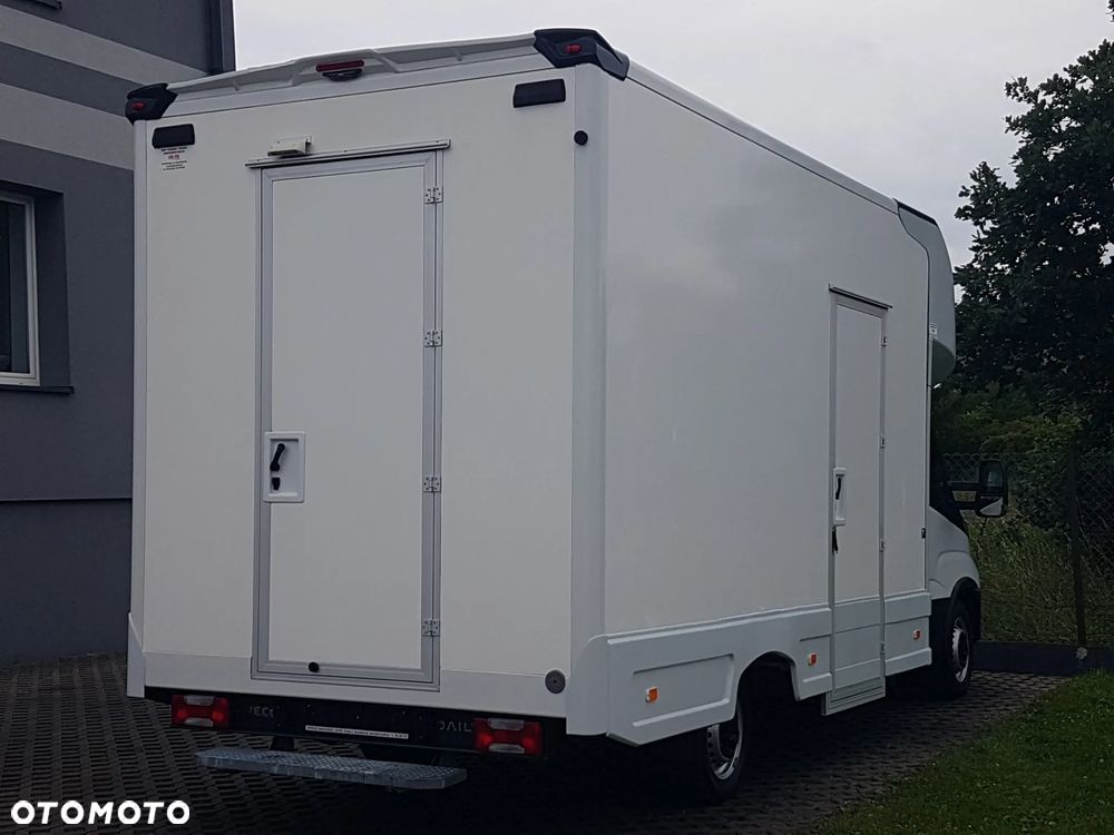 Iveco DAILY SKLEP FOODTRUCK BAR KONTENER NISKOPODŁOGOWY 4,44x2,23x2,42 KLIMA 35S14 DMC 3500KG - 5