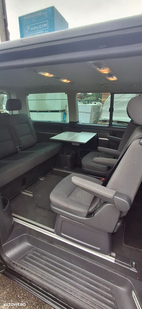 Volkswagen Multivan - 9