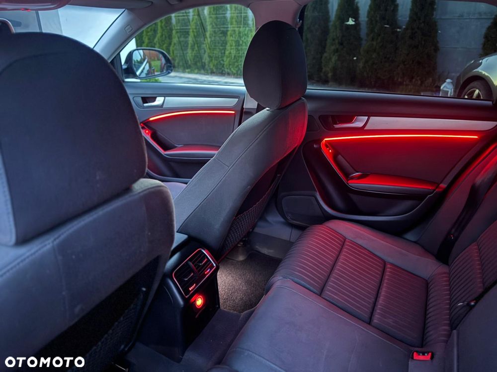 Audi A4 Avant 1.8 TFSI Ambiente - 2