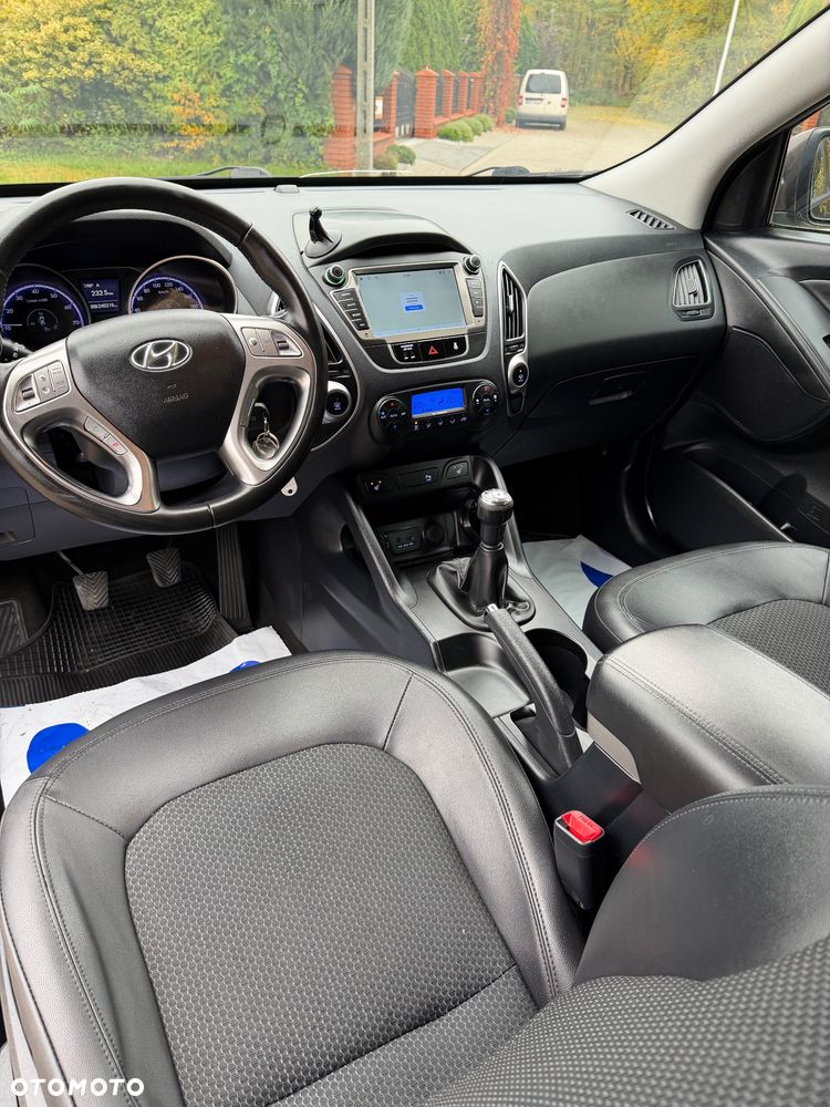 Hyundai ix35 2.0 4WD Premium - 23