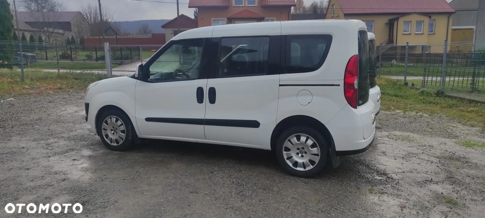 Fiat DOBLO multyat POLSKI SALON 1 WŁASCICIEL 5 OSÓB BEZWYPADKOWY - 6