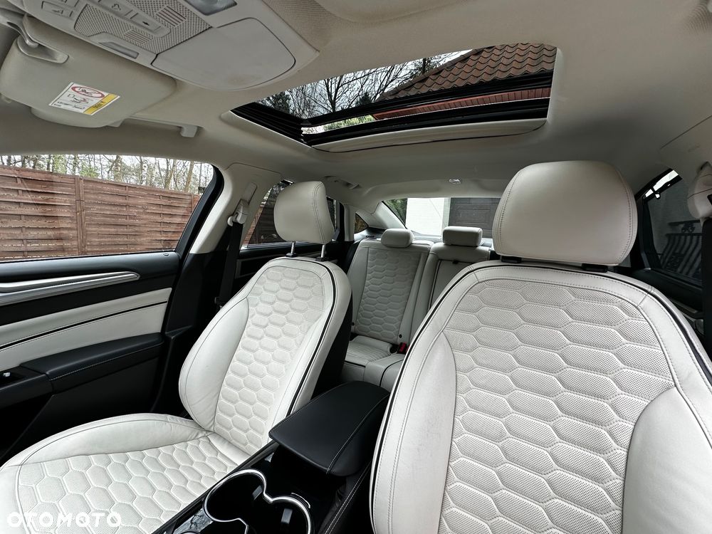 Ford Mondeo Vignale 2.0 EcoBoost - 4