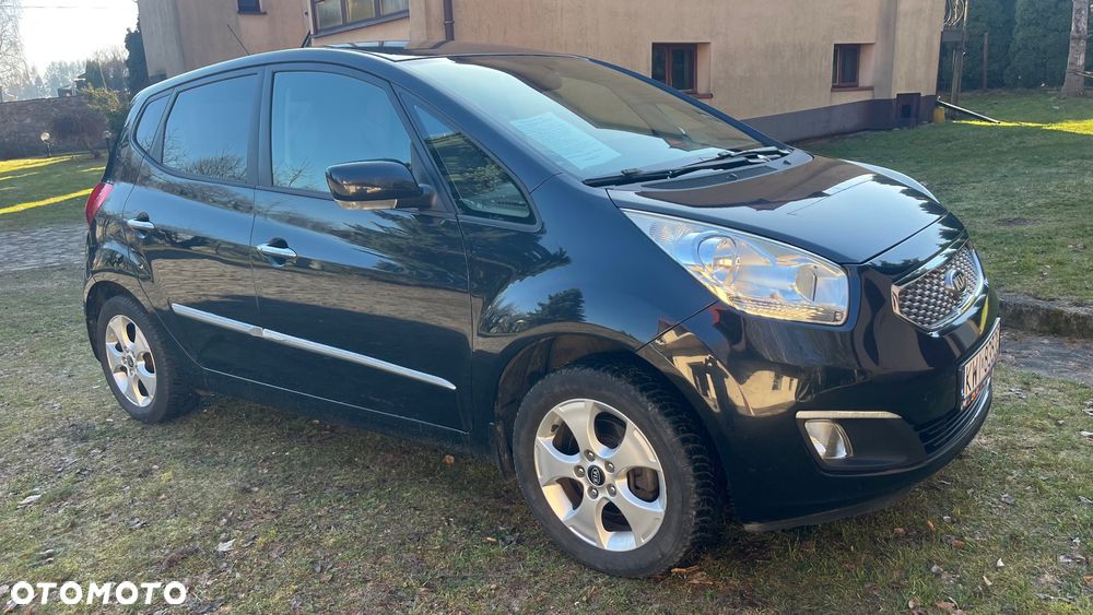 Kia Venga - 24