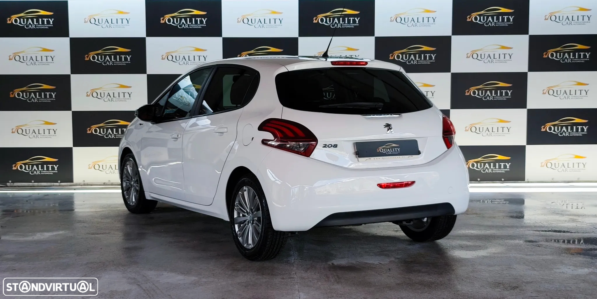 Peugeot 208 1.6 BlueHDi Style - 10
