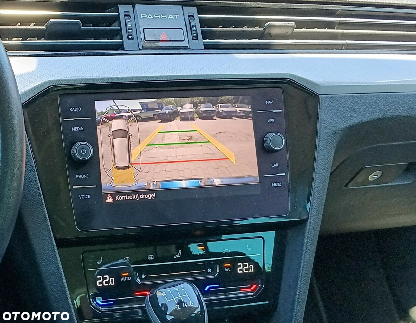 Volkswagen Passat - 31