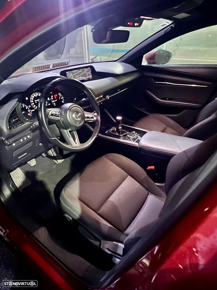 Mazda 3 Hatchback 2.0 Sky-G Evolve - 7