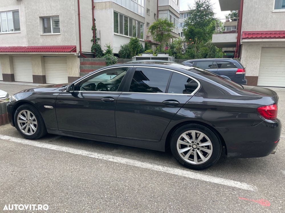 BMW Seria 5 520d - 1