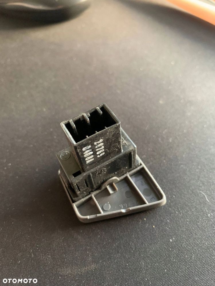 Przełącznik szyb lewy przód przedni Fiat Panda II 2007 287690468A WWA - 2