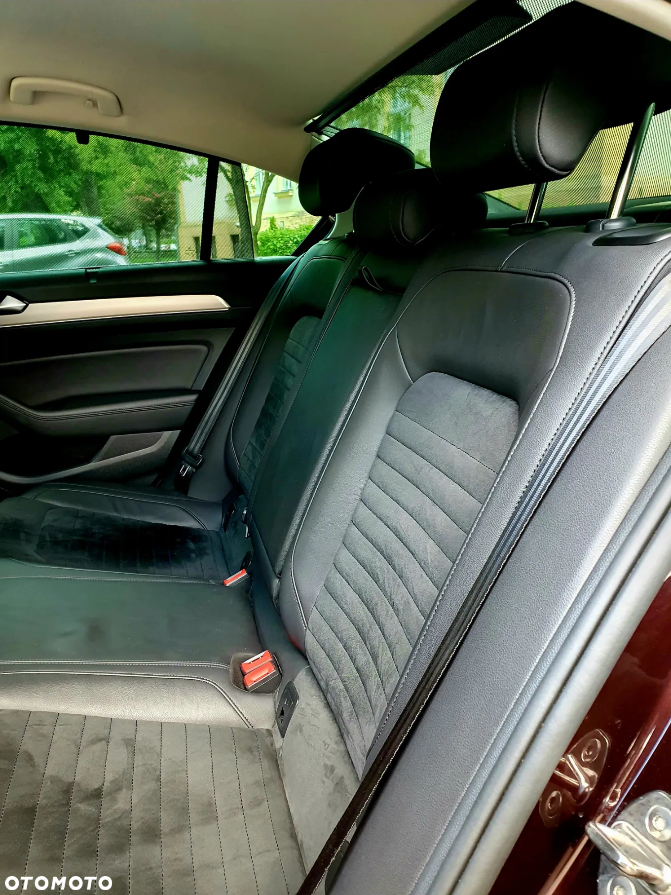 Volkswagen Passat 1.8 TSI BMT Highline DSG - 32