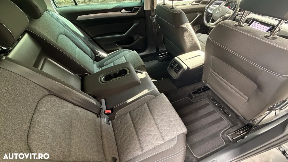 Volkswagen Passat 2.0 TDI DSG Comfortline - 36
