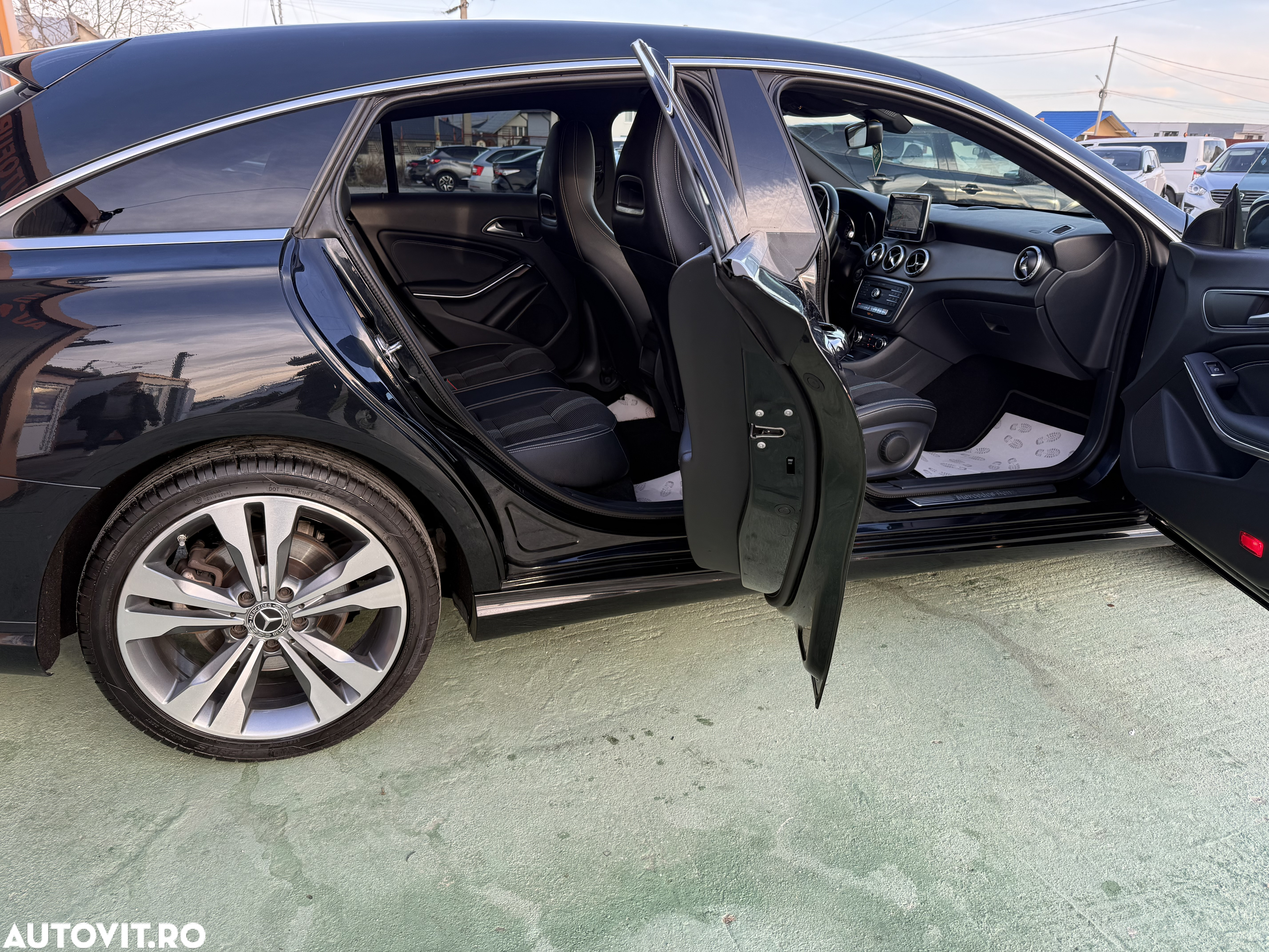 Mercedes-Benz CLA Shooting Brake 200 (CDI) d 7G-DCT AMG Line - 10
