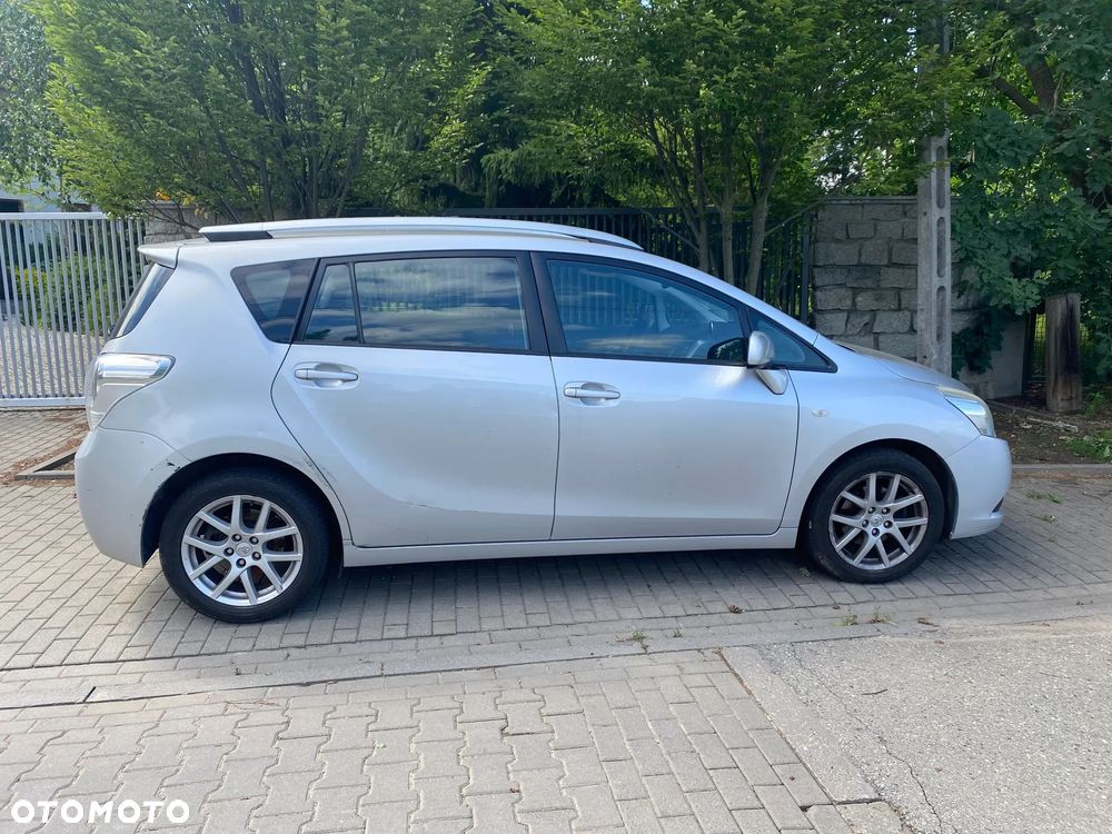Toyota Verso 1.8 Sol plus NAVI 7os MS - 4