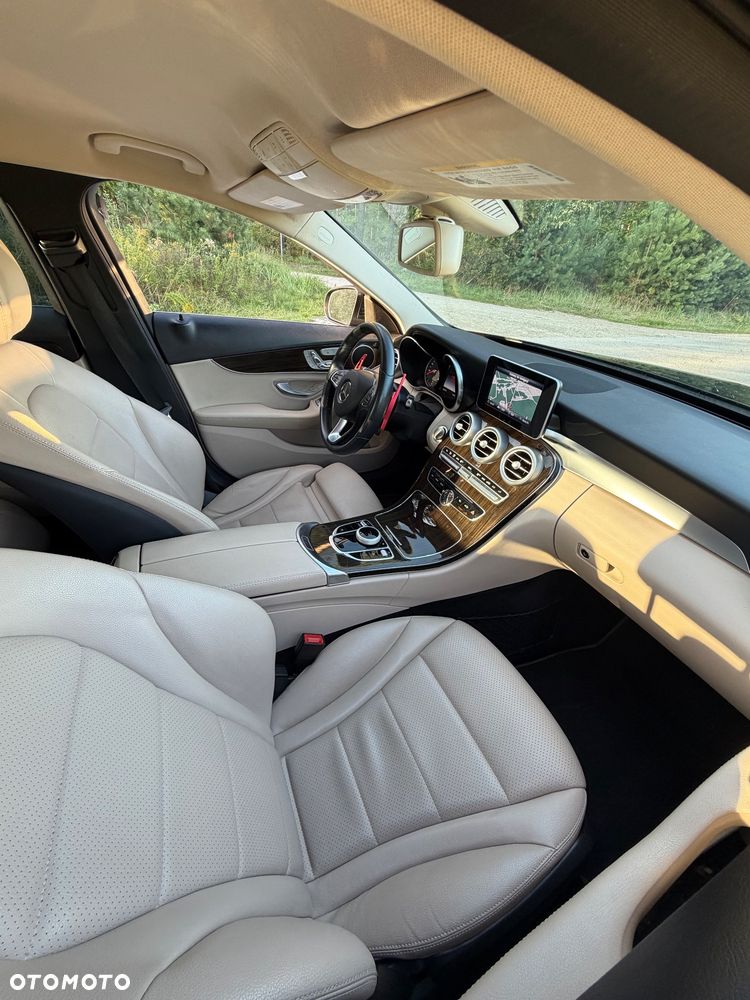 Mercedes-Benz Klasa C 300 7G-TRONIC - 12
