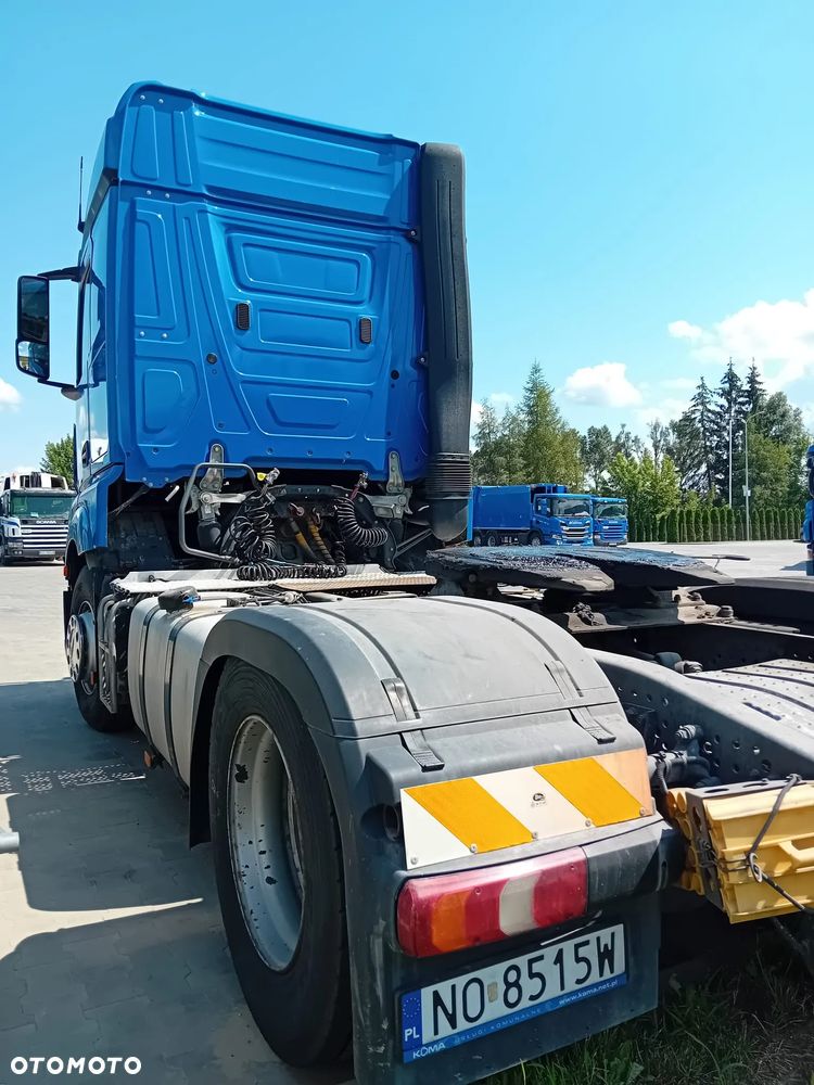 Mercedes-Benz Actros - 4