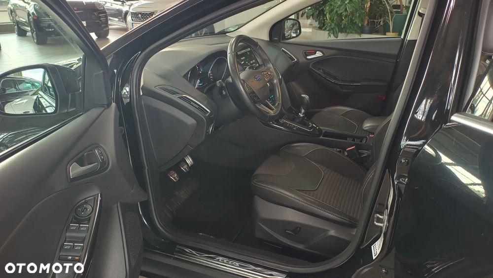 Ford Focus 1.5 EcoBoost Titanium ASS - 20