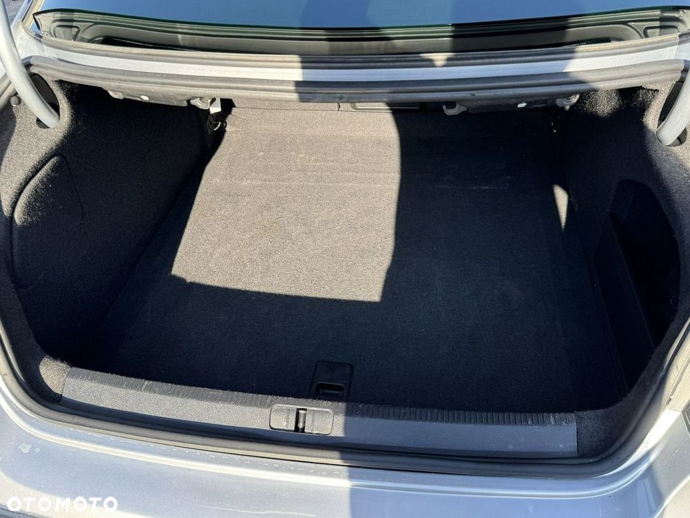 Volkswagen CC - 20