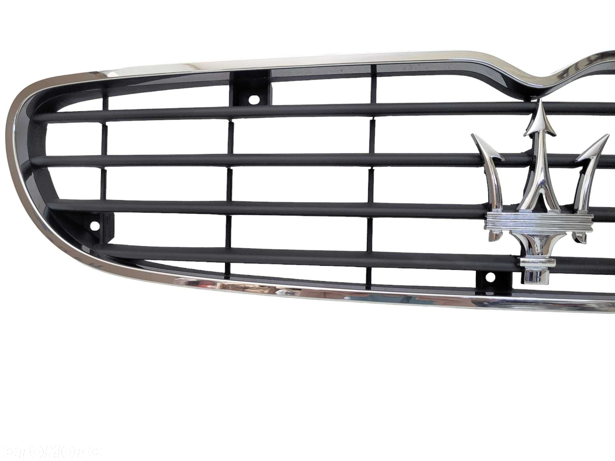 Maserati 4200 COUPE, SPYDER Lift  - GRILL atrapa zderzaka - OE NOWA - 2